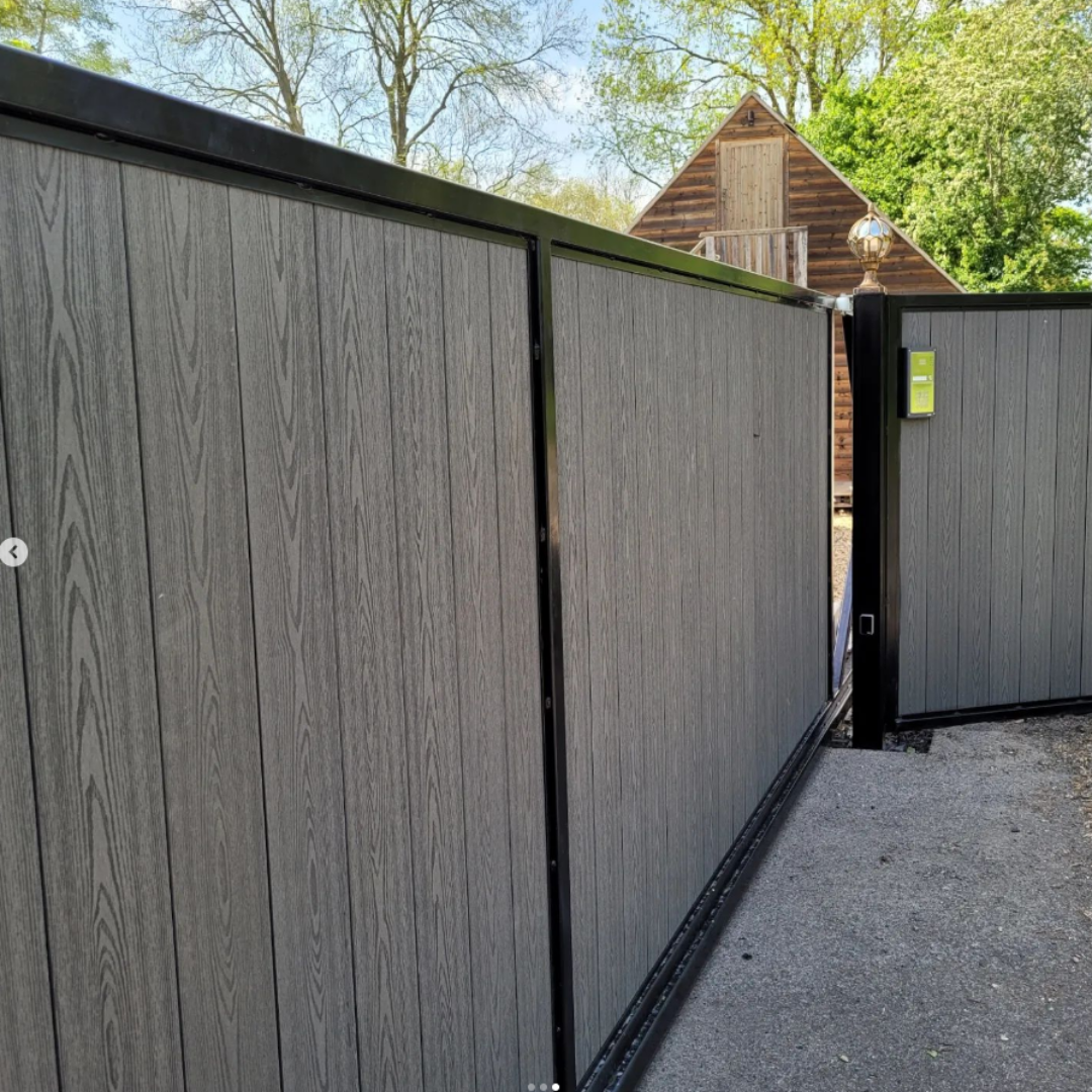 Commercial Gates